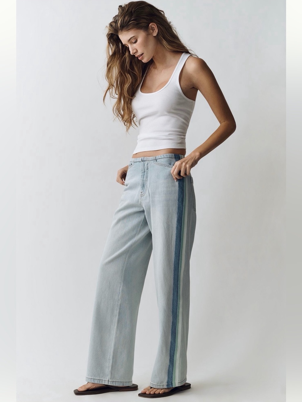 Pilcro Retro Slouch Low-Rise Straight Jean NWT